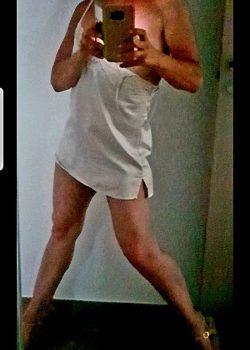 SAN FRUTTUOSO ALICE SENSUALISSIMA MILF ITALIANA ALTA CLASSE